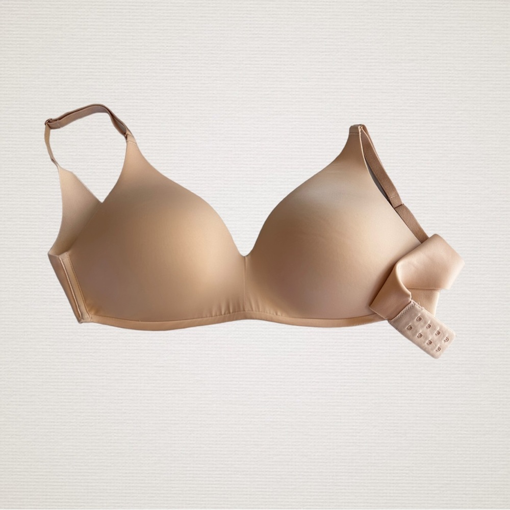 SOMA Vanishing 360 Wireless Bra, Size 32D, Nude